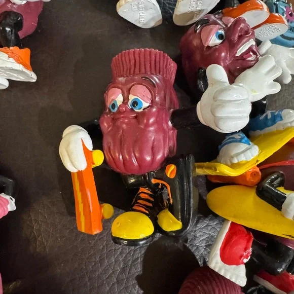 Tons more than pictured California Raisins Collectible Figurines Set - Picture 3 of 3